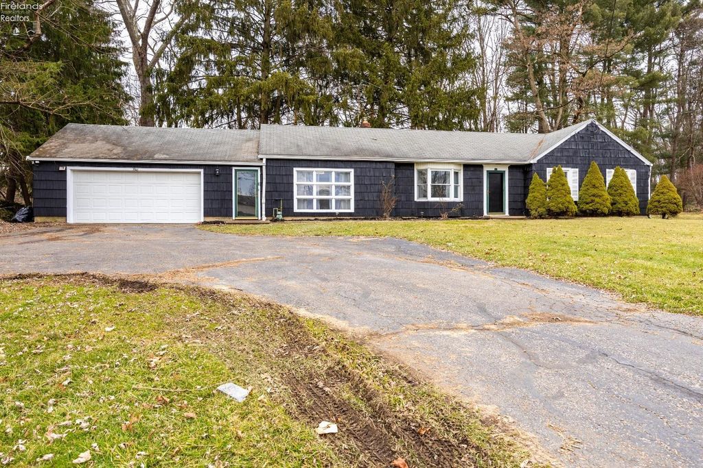 3946 Stow Rd, Stow, OH 44224 Trulia