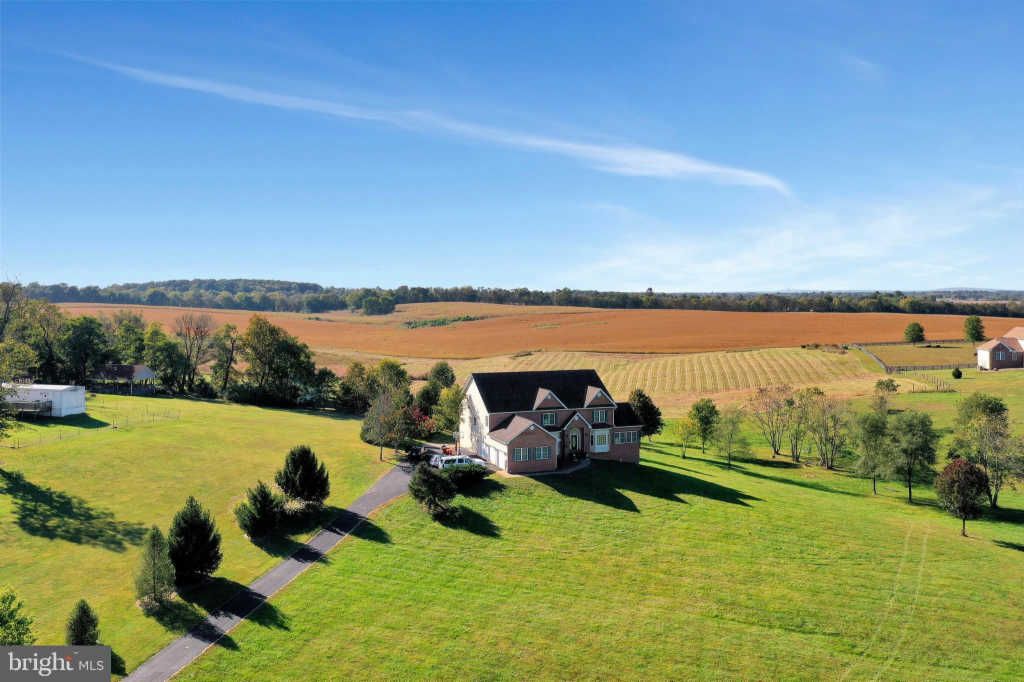 3535 Kabletown Rd, Charles Town, WV 4 Bed, 4 Bath SingleFamily Home