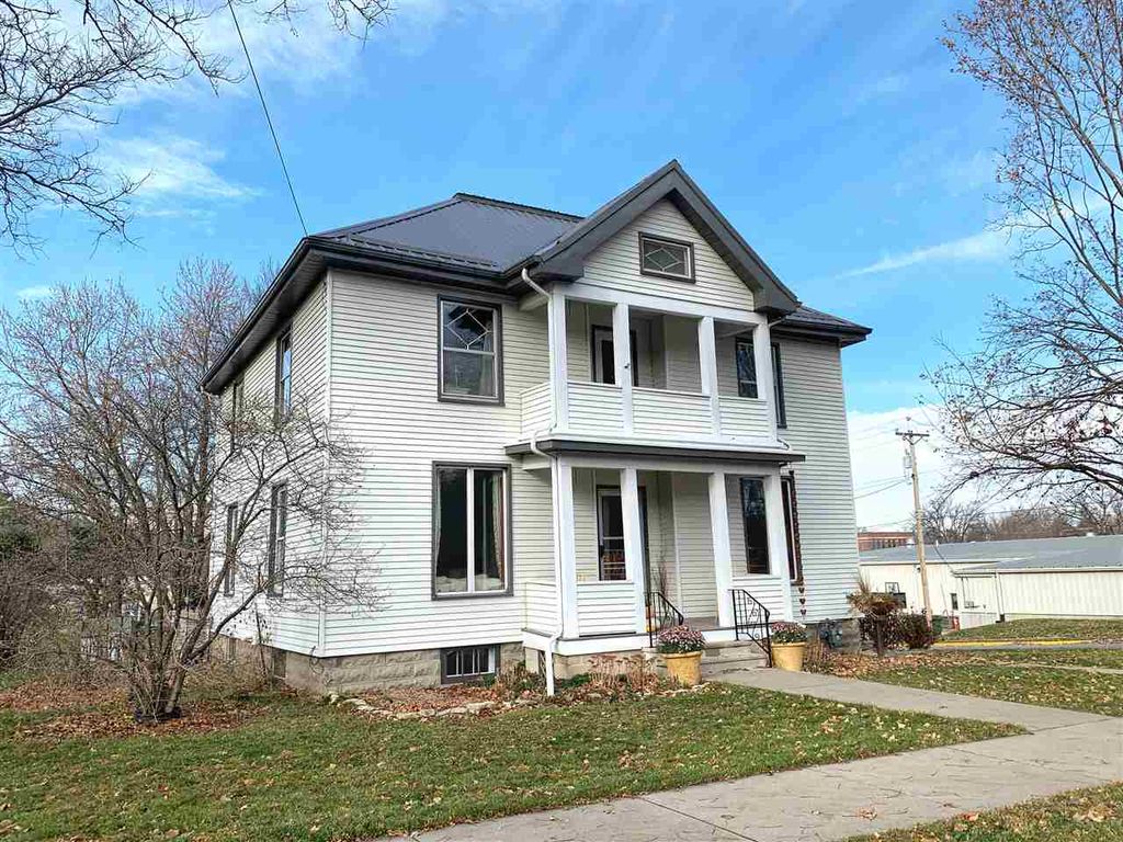 703 Washington St, Decorah, IA 52101 Trulia