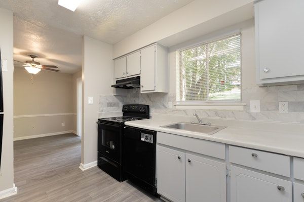 4655 Glenwood Rd #1912F, Decatur, GA 30035 | Trulia