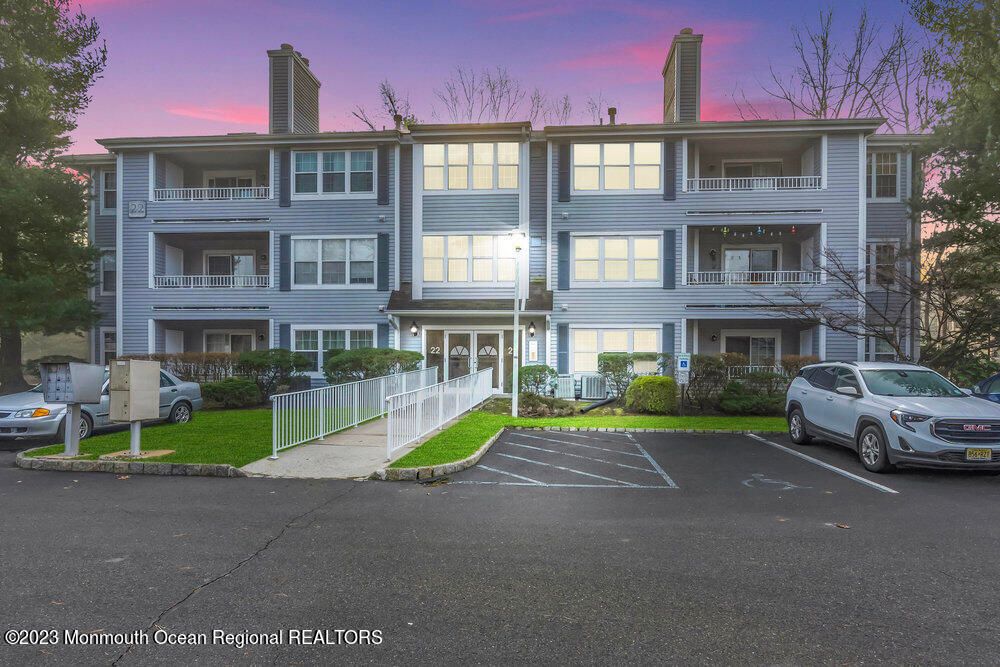 2206 Candlelight Court UNIT 2206, Helmetta, NJ 08828 Trulia