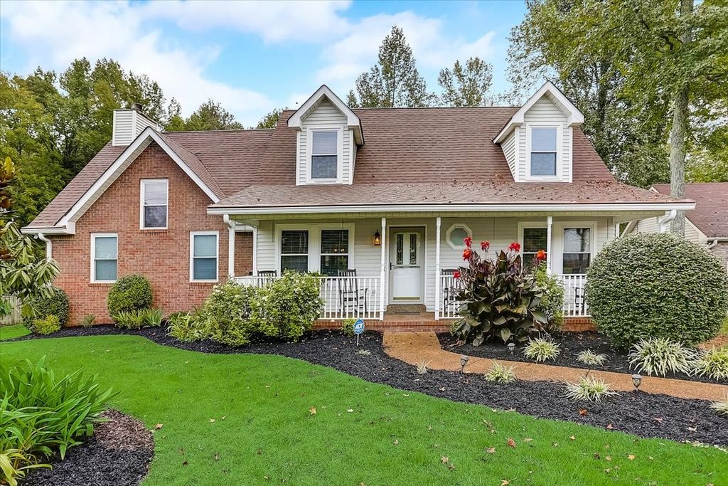 110 Beechbrook Ct, White House, TN 37188