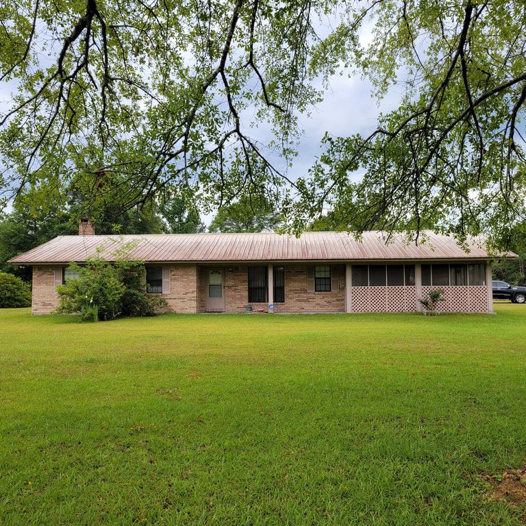 19 Keys Loop Rd, Beaumont, MS 39423
