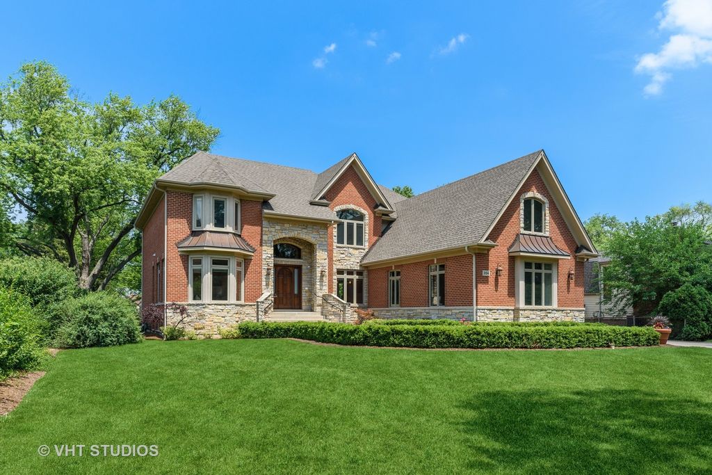 204 E Marion Ave, Prospect Heights, IL 60070