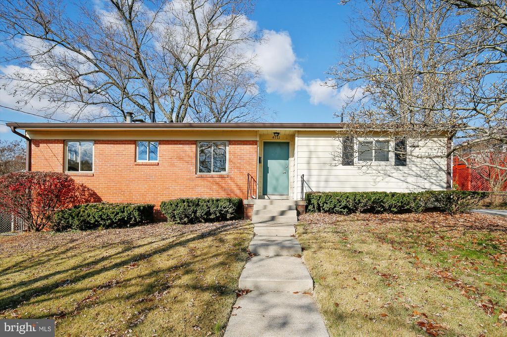 4111 Blackpool Rd, Rockville, MD 20853