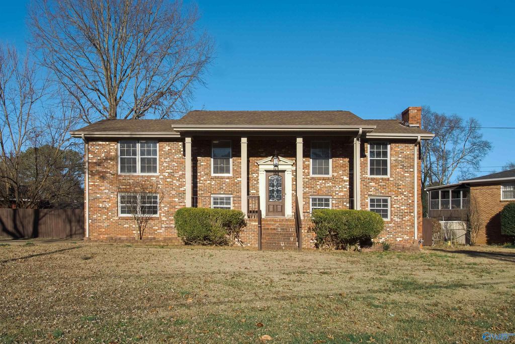 1300 Brookmeade St NW, Huntsville, AL 35816 Trulia