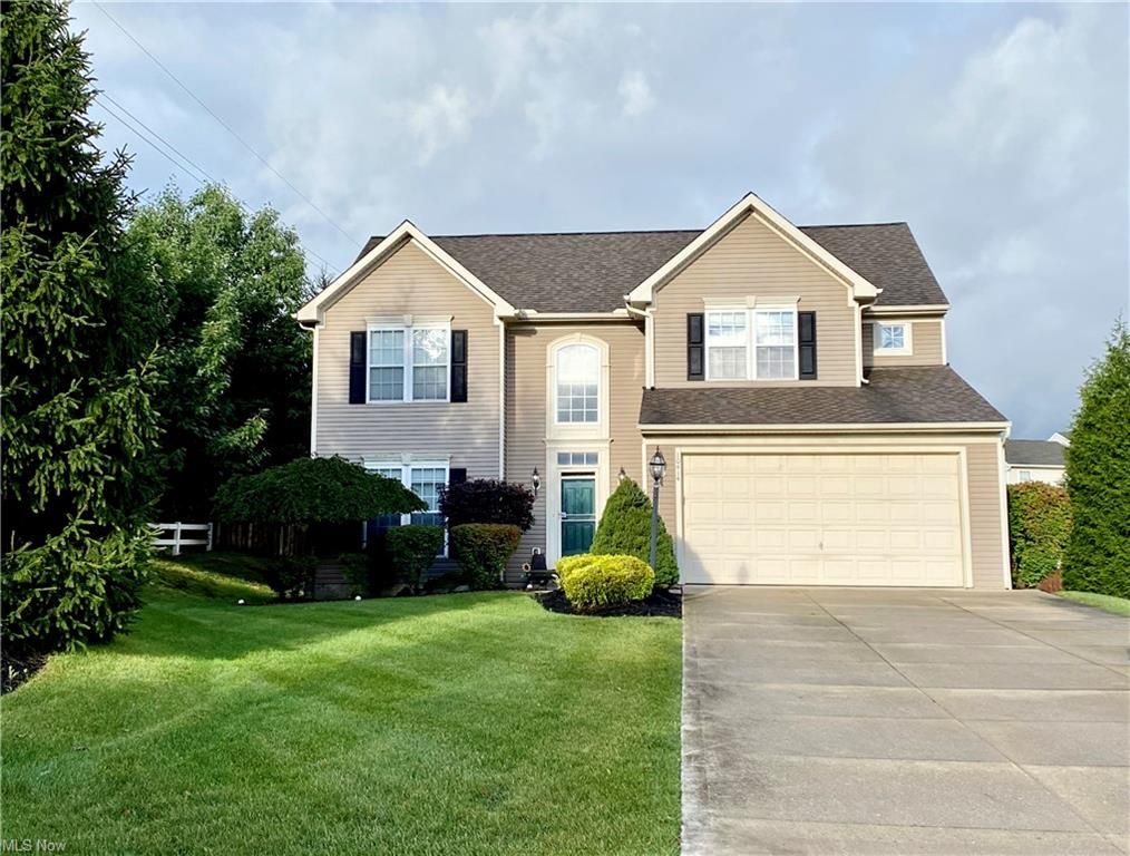 10414 Tolland Dr, Aurora, OH 44202