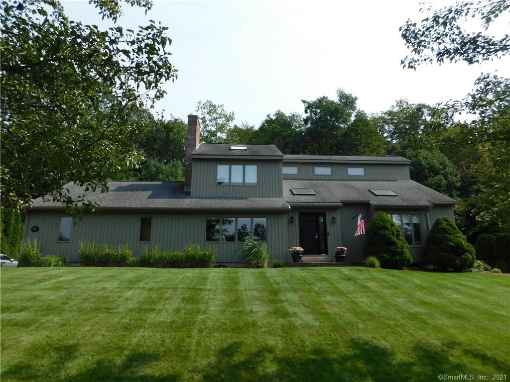 99 Clock Shop Dr, Berlin, CT 06037