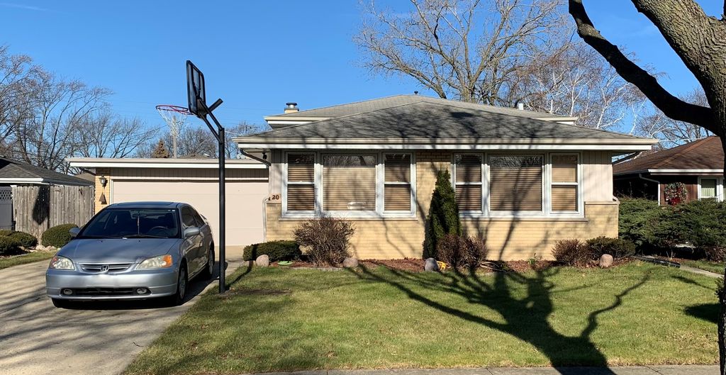 20 E Terrace Ln, Des Plaines, IL 60016