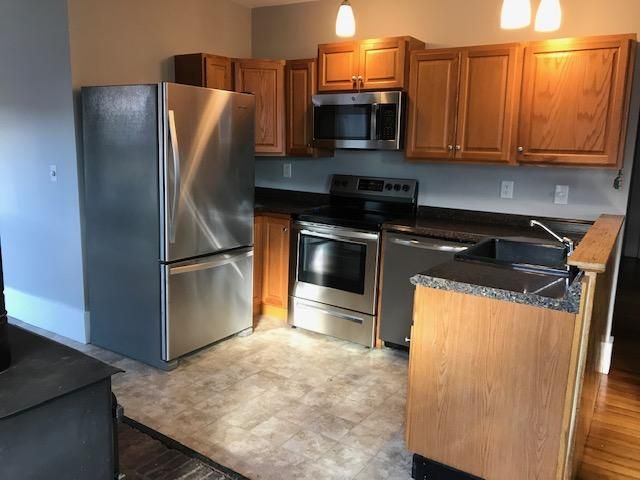 210 Derby St, Salem, MA 01970