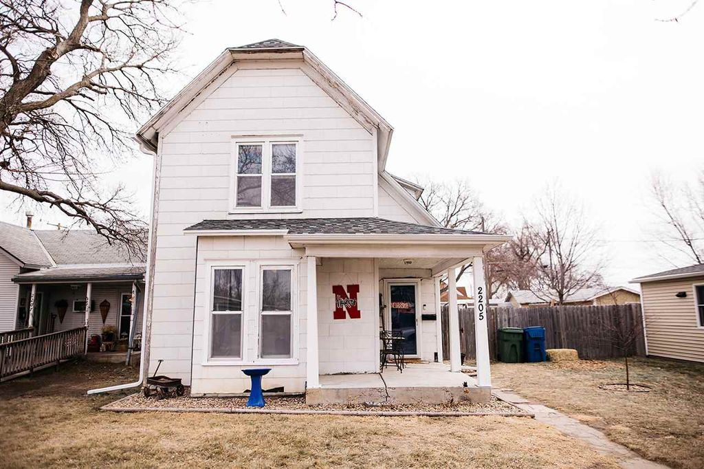 2205 D Ave, Kearney, NE 68847