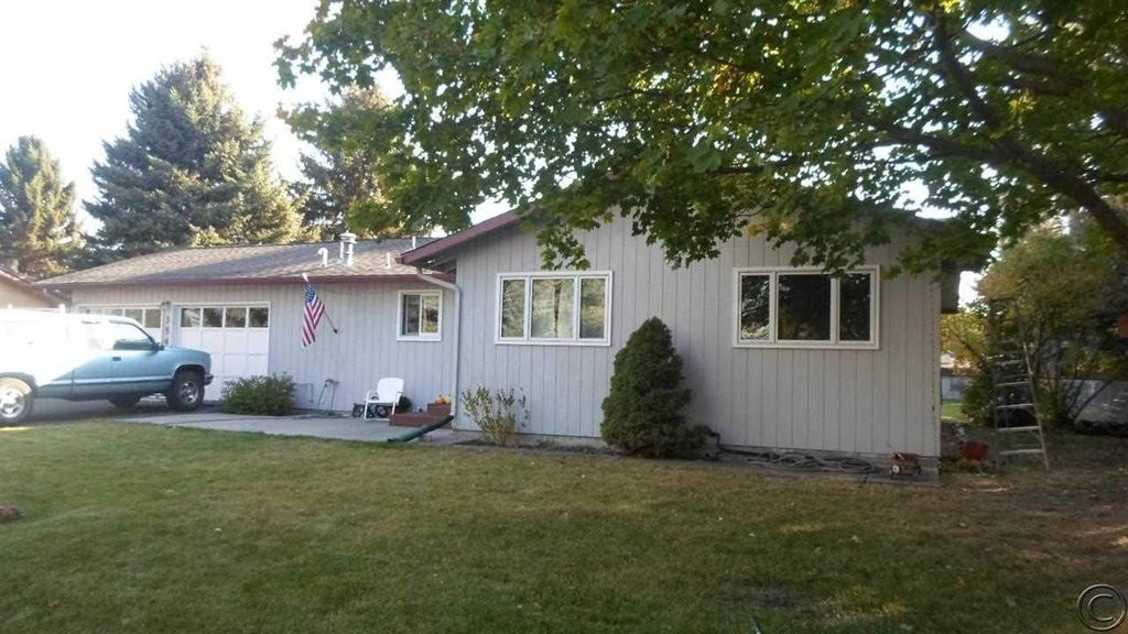 3549 Norman Dr, Missoula, MT 59804