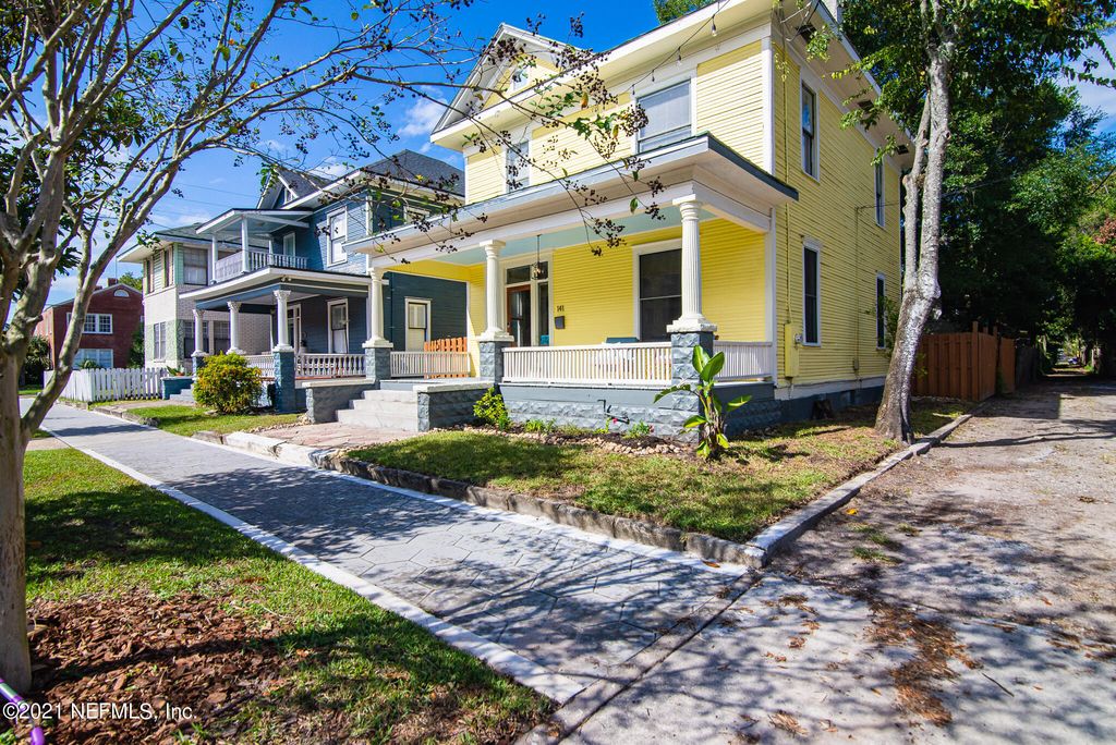 141 W 9th St, Jacksonville, FL 32206
