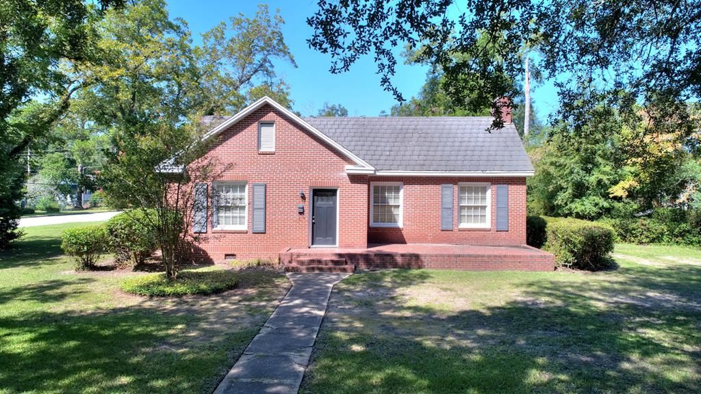 829 3rd Ave, Albany, GA 31701 See Estimated Value
