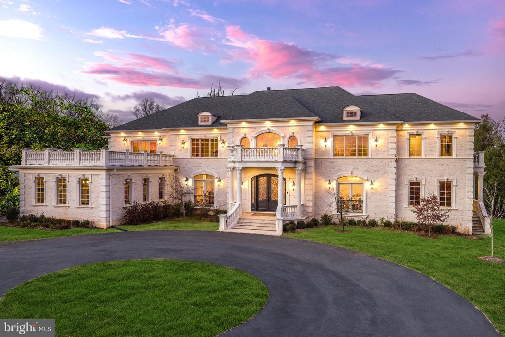 9616 Pike, Great Falls, VA 22066 Trulia