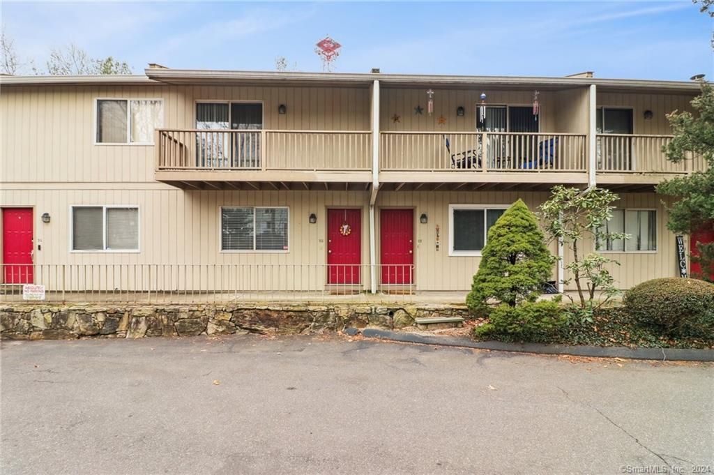 100 Wolfpit Ave #23, Norwalk, CT 06851