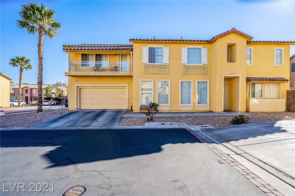 8092 Retriever Ave, Las Vegas, NV 89147