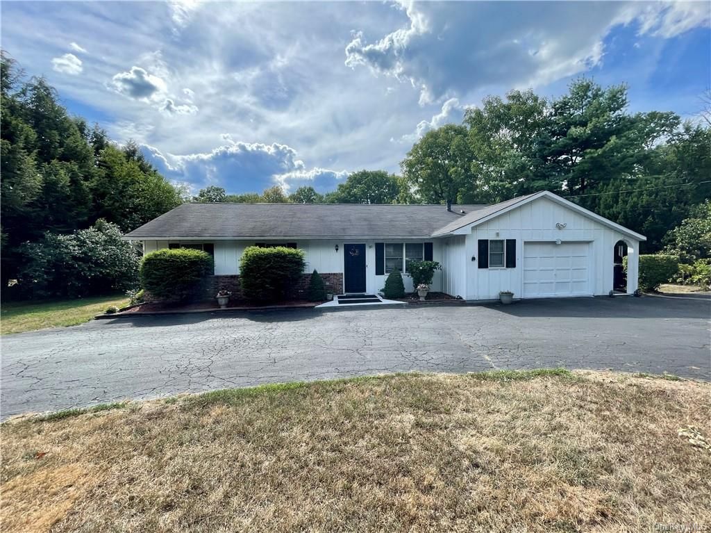 35 Colden Hill Road, Newburgh, NY 12550 See Estimated Value