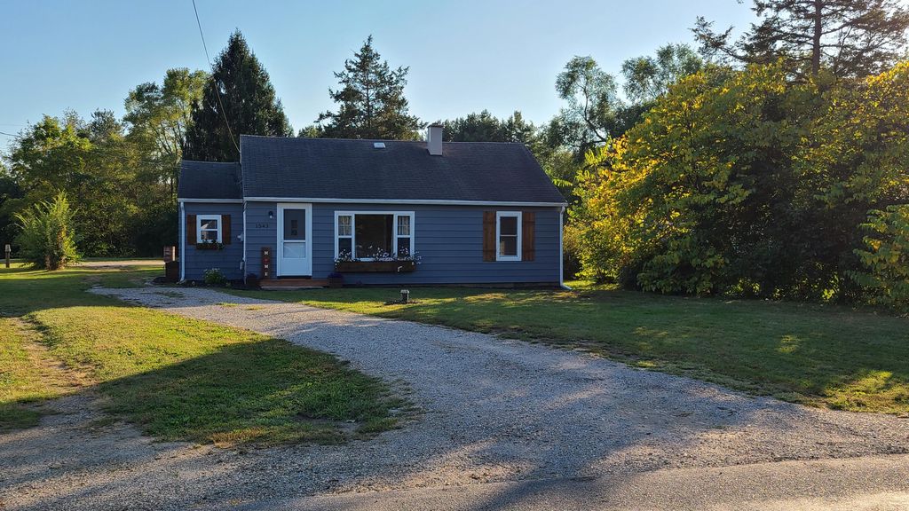 1543 River Rd W, Battle Creek, MI 49037
