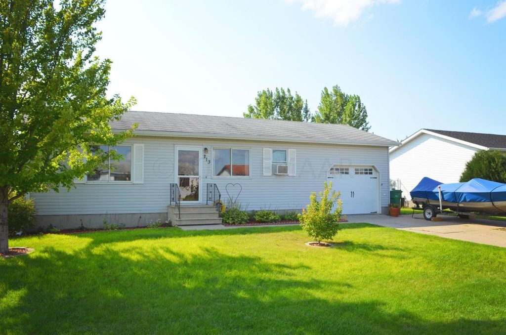 213 4th St E, Horace, ND 58047 Trulia