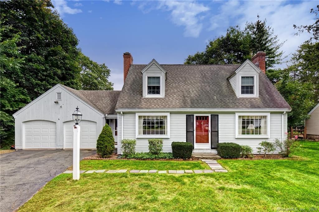 118 Meadow Ln, East Hartford, CT 06107