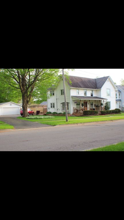 221 W Adams St, Homer, MI 49245