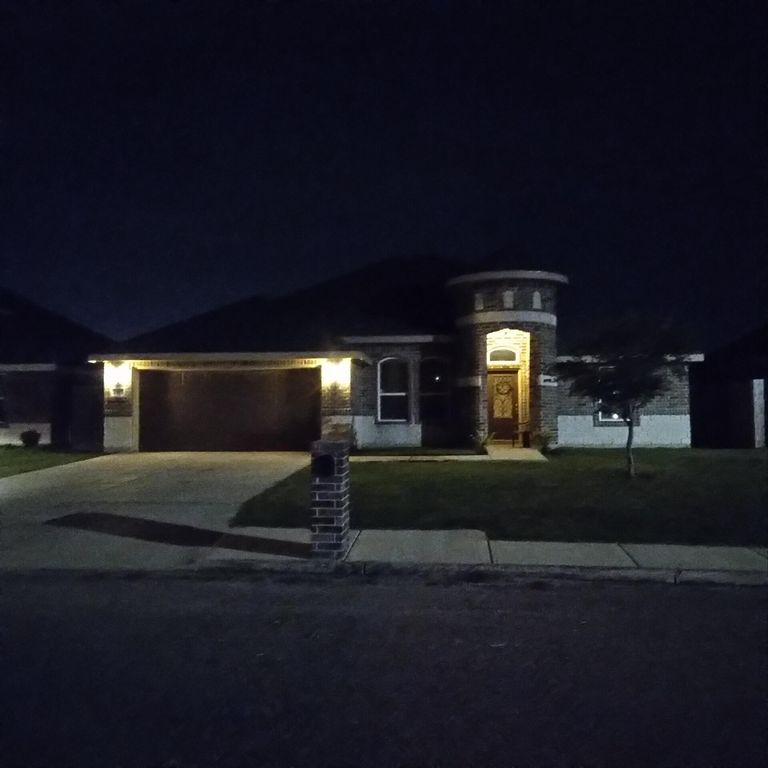 2307 Mulberry Dr, Weslaco, TX 78596