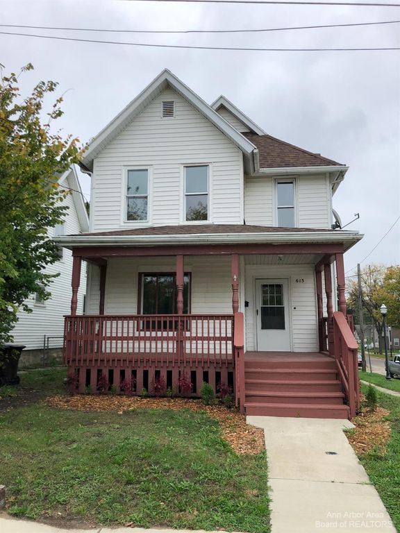 613 S Jackson St, Jackson, MI 49203