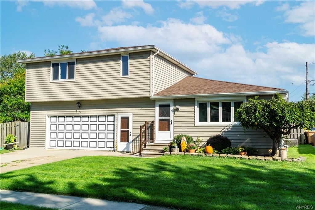 156 Basswood Dr, Cheektowaga, NY 14227