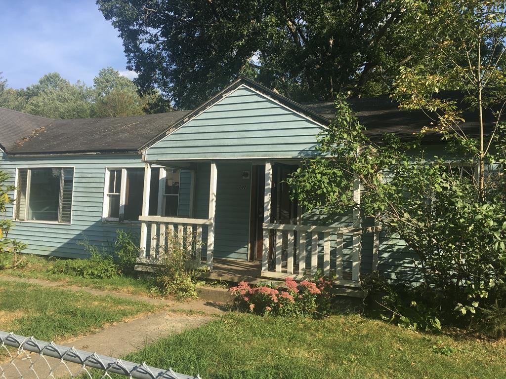 797 Maple Fork Rd, Mount Hope, WV 25880 Trulia