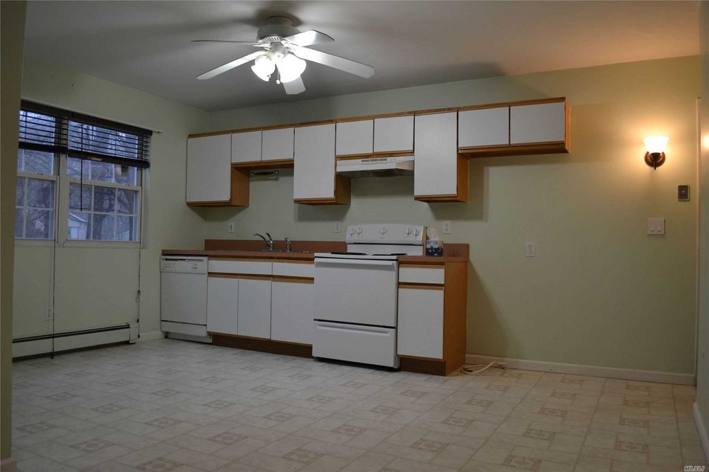 51 Crescent St, Yaphank, NY 11980 Trulia