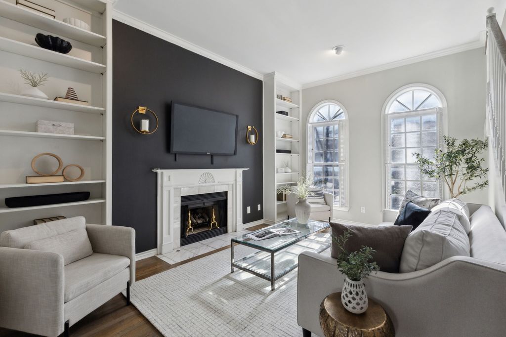 4002 Holland Ave #E, Dallas, TX 75219