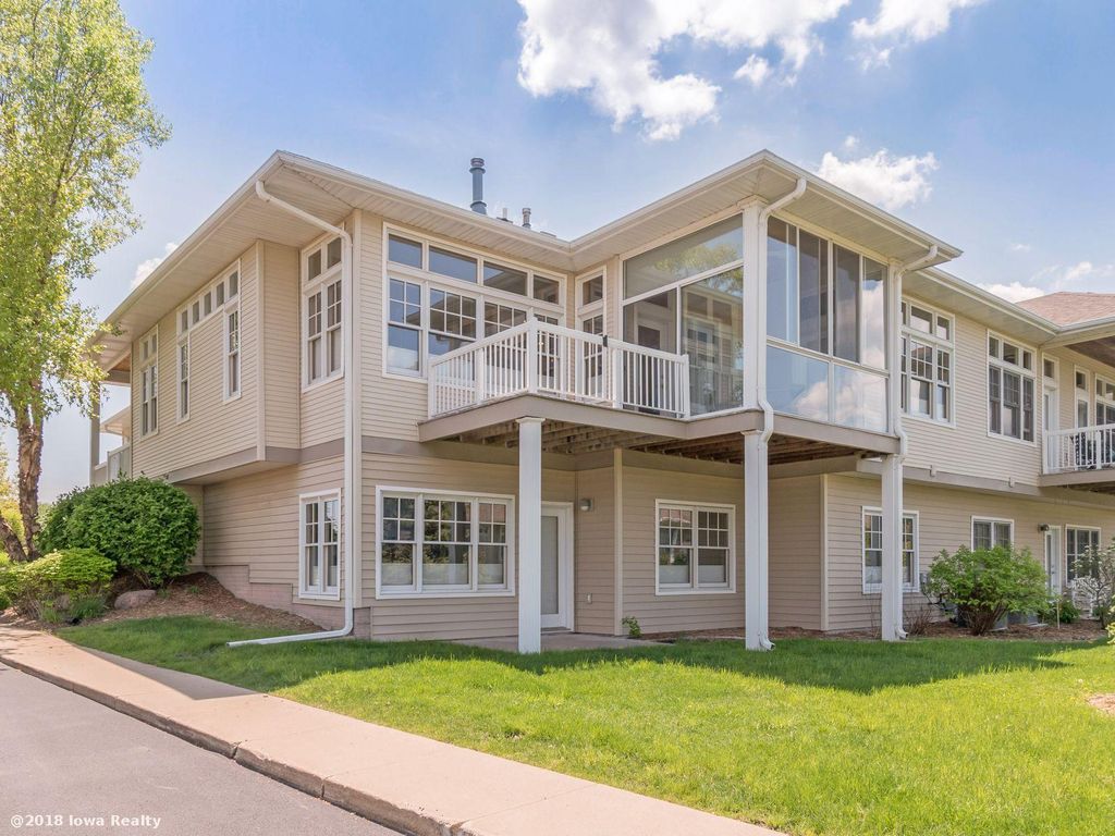 4710 Mills Civic Pkwy, West Des Moines, IA 3 Bed, 3 Bath Condo 33