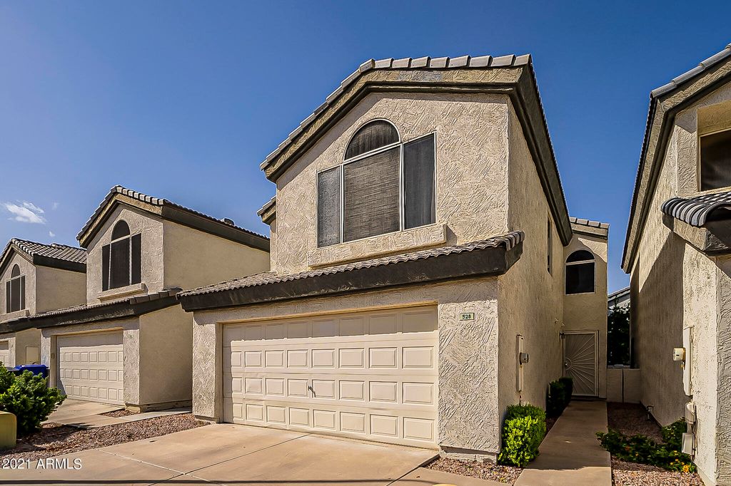 528 S Sunrise Dr, Gilbert, AZ 85233