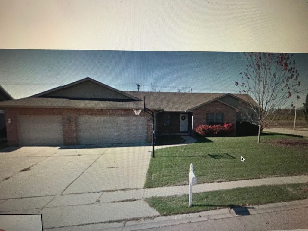 3601 Wexford Dr, Springfield, IL 62704