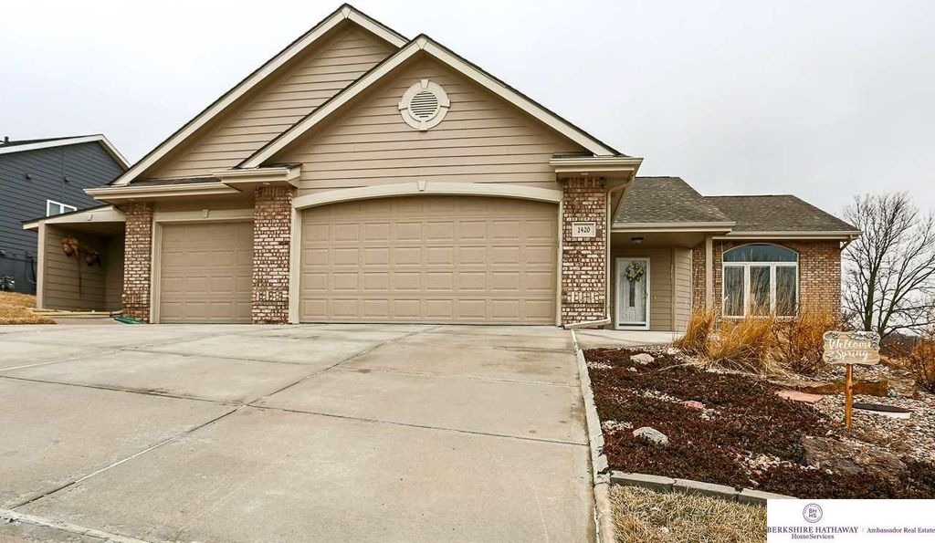1420 Golden Hills Dr, Crescent, IA 51526 See Est. Value, Schools & More