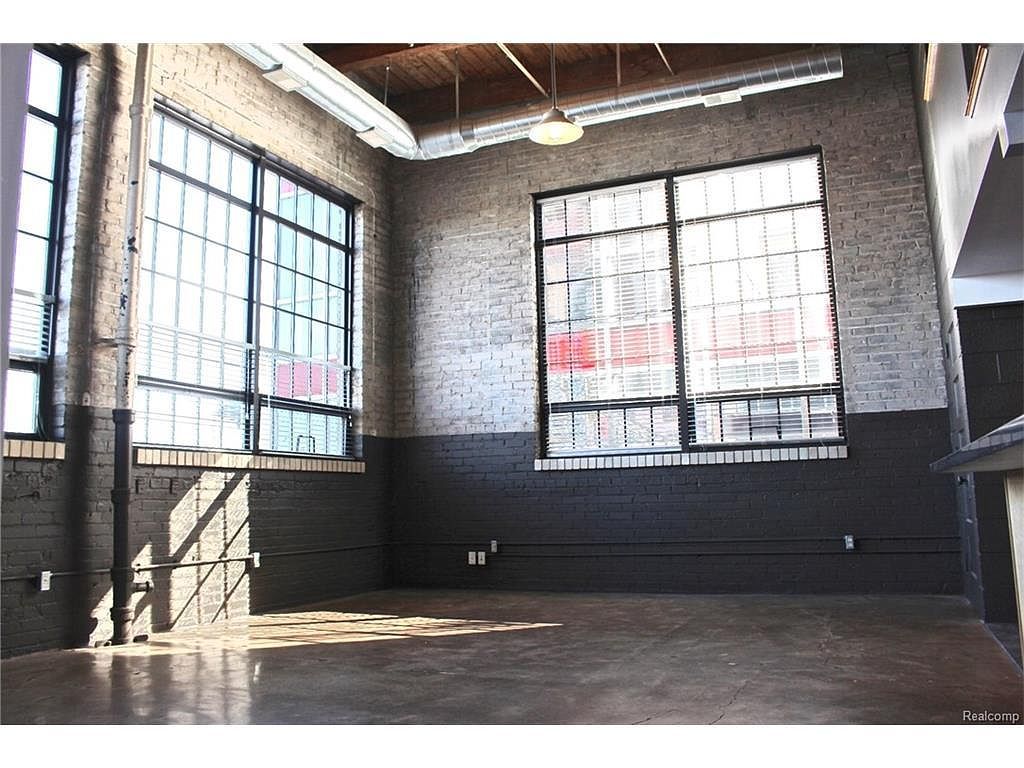 3434 Russell St #203, Detroit, MI 48207