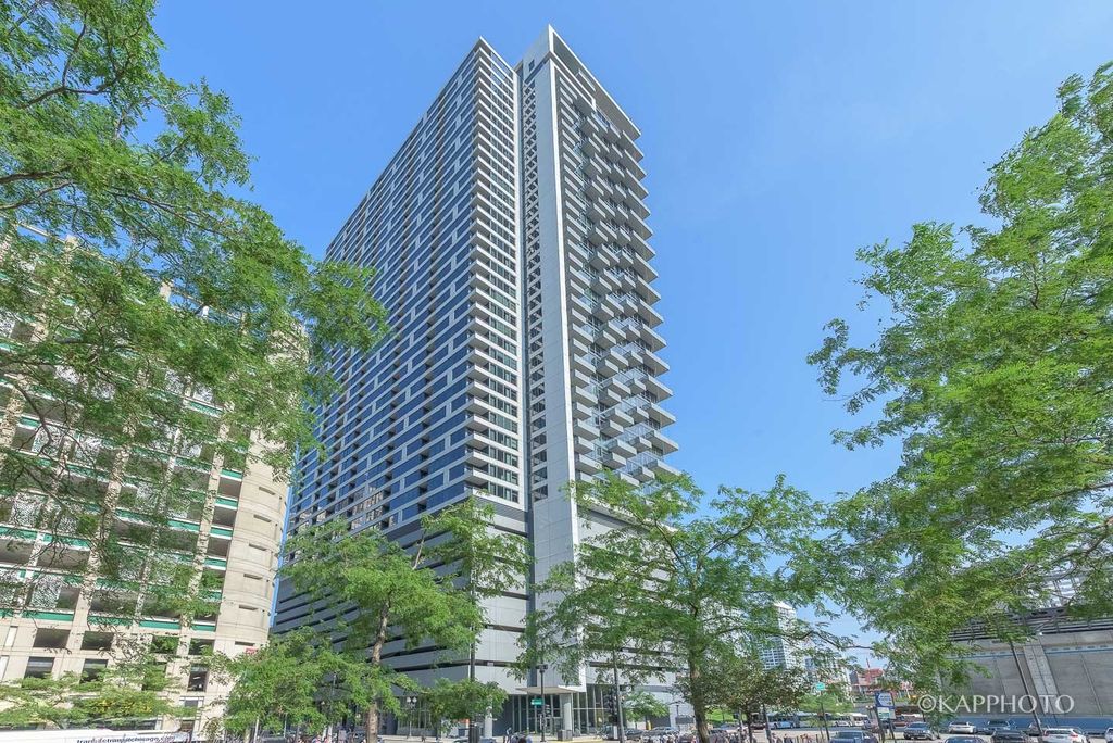 235 W Van Buren St #2716, Chicago, IL 60607