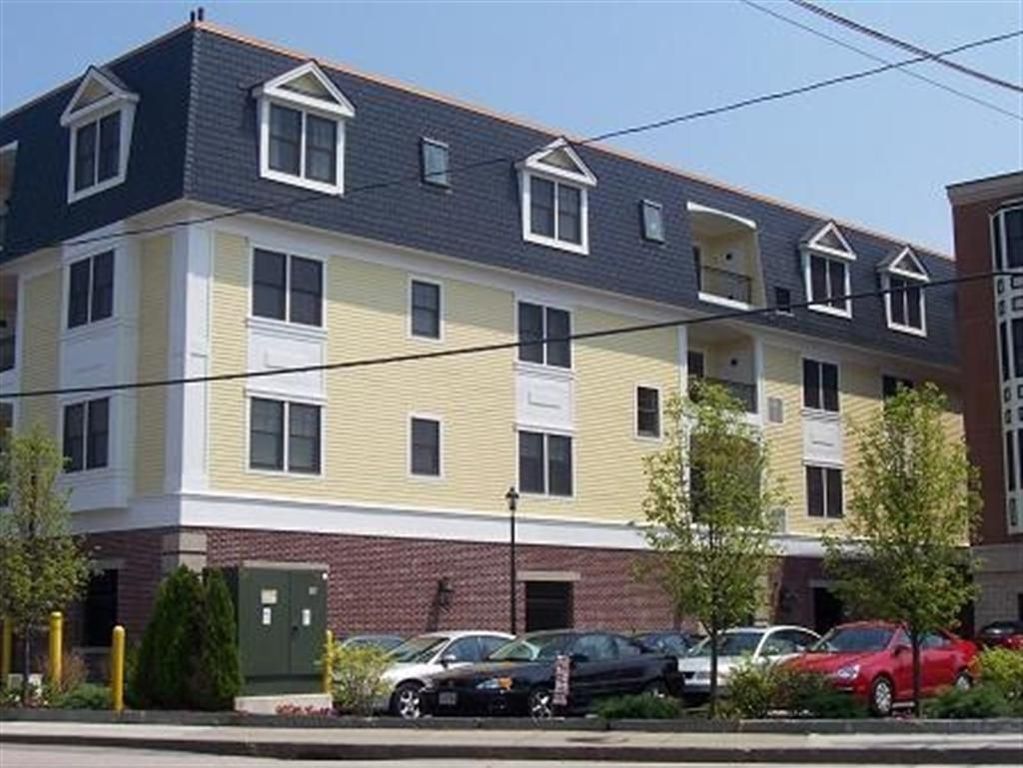 270 N Main St 205, Mansfield, MA 2 Bed, 2 Bath Condo 29 Photos