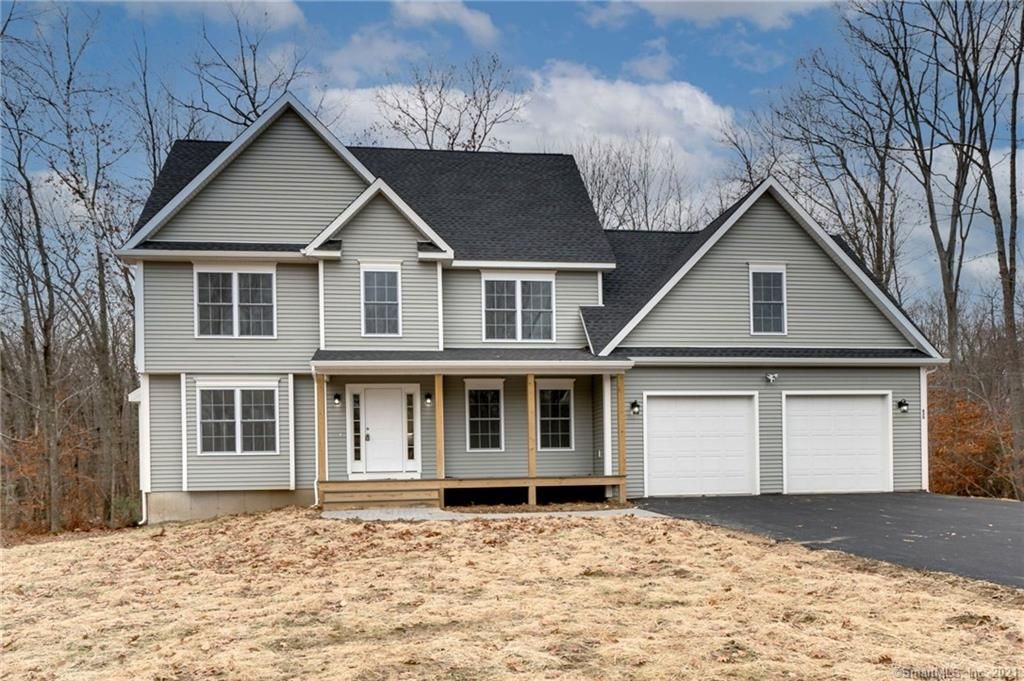 4 Sunrise Dr, Columbia, CT 06237