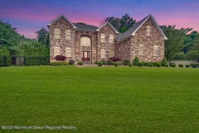 70 Edgewood Rd, Morganville, NJ 07751