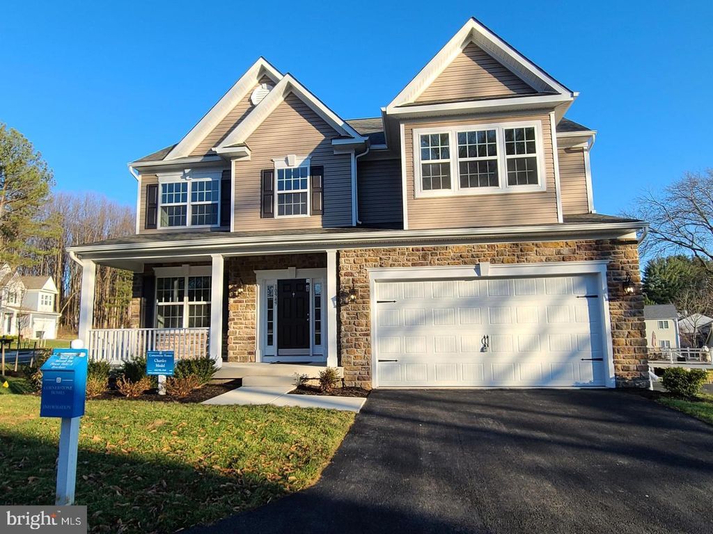 9444 Vollmerhausen Dr, Columbia, MD 21046