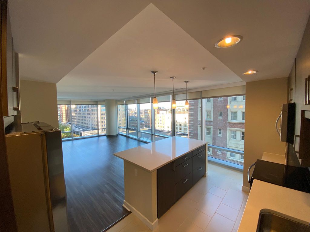77A Exeter St #808, Boston, MA 02116