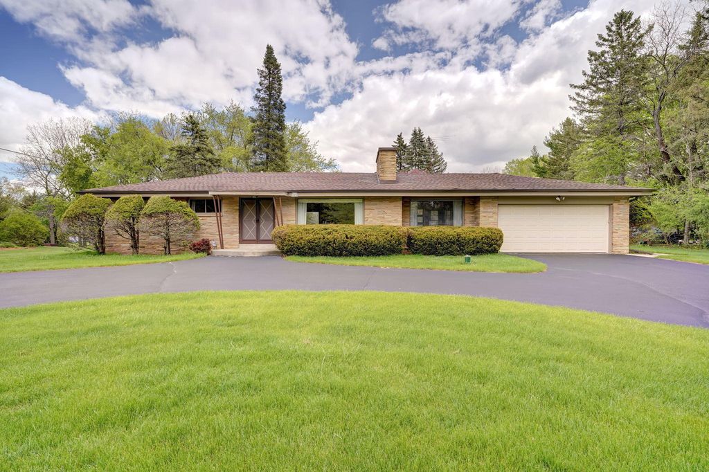 W279N1738 Prospect Ave, Pewaukee, WI 53072 Trulia