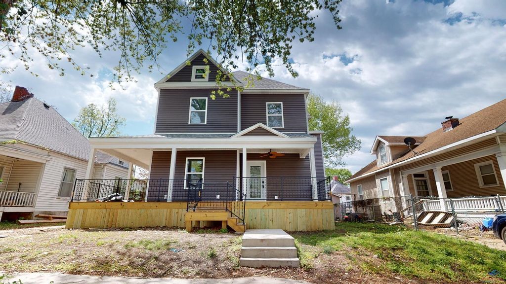 807 W 7th St, Sedalia, MO 65301 Trulia