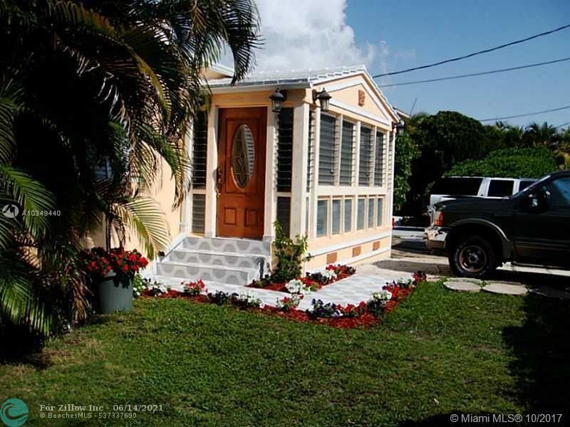9324 Abbott Ave, Miami Beach, FL 33154