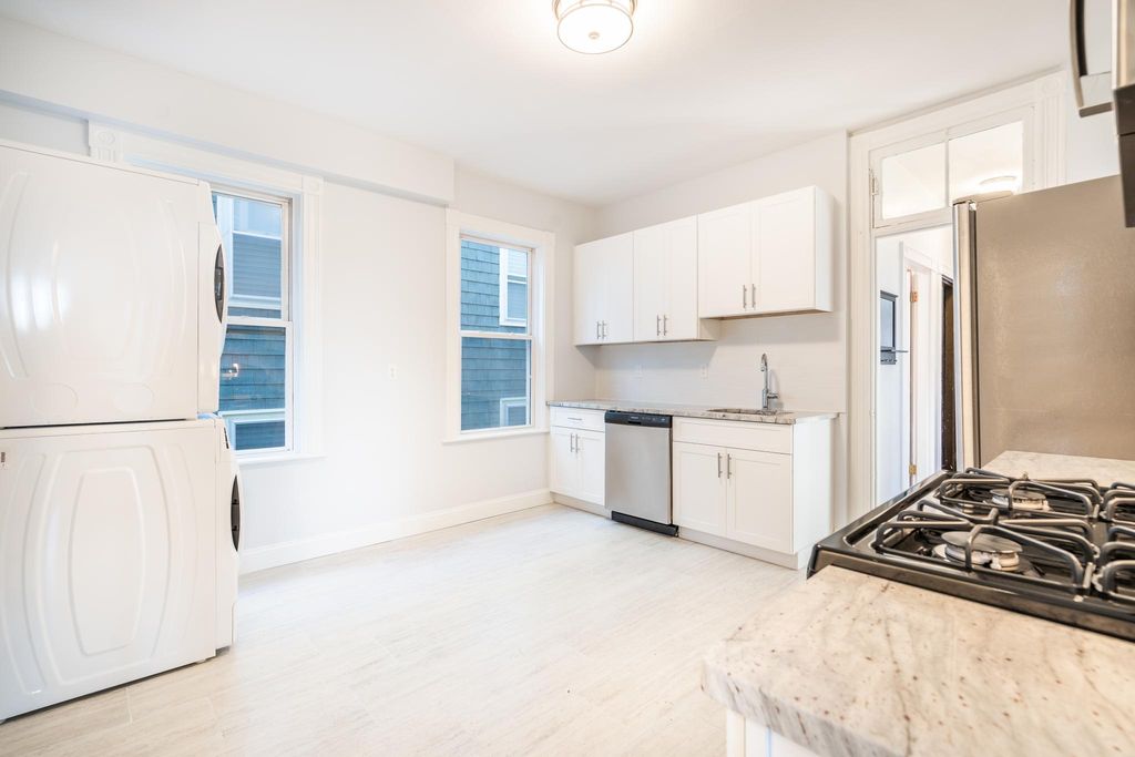 9 Harold St, Somerville, MA 02143