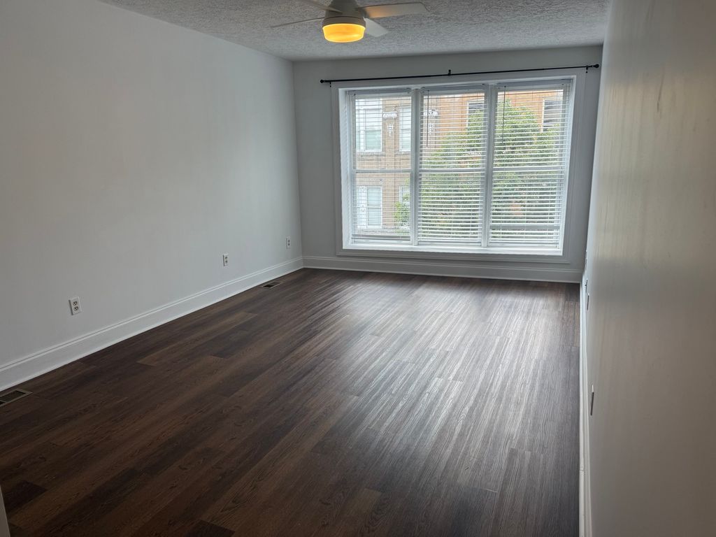 121 Campbell Ave SW #2-A, Roanoke, VA 24011