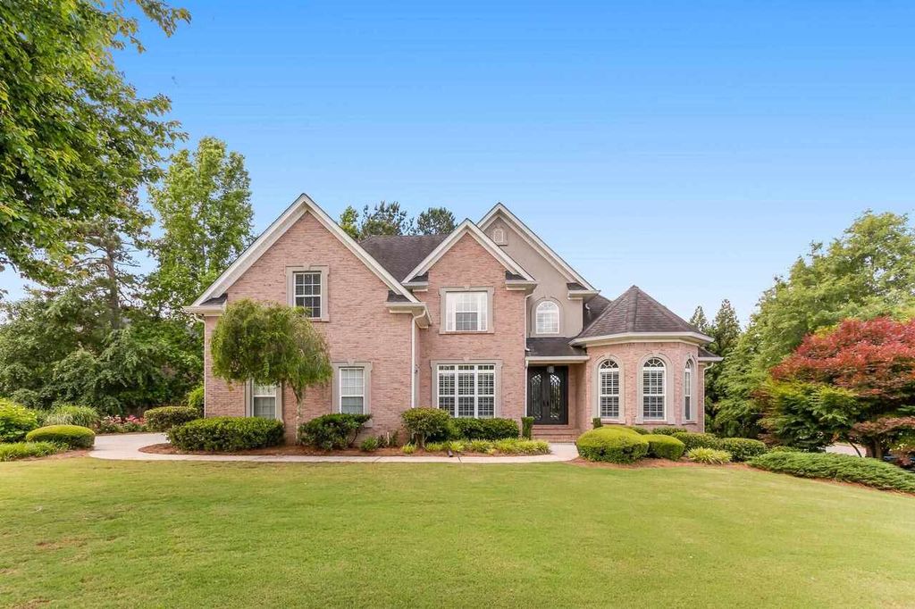 1059 Eagles Brooke Dr, Locust Grove, GA 30248