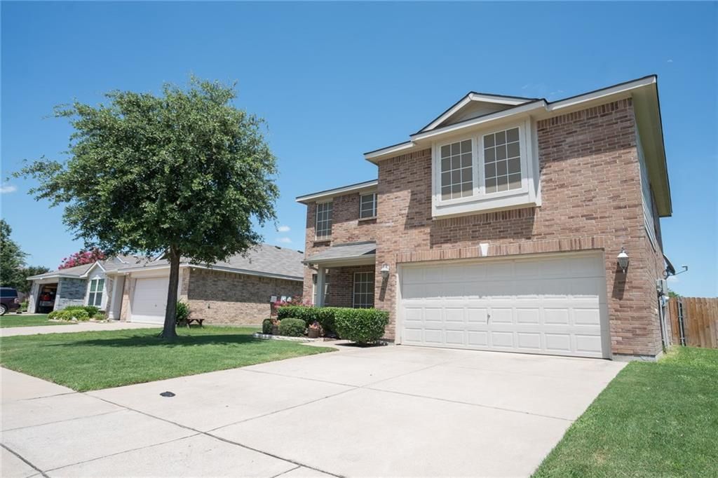 9424 Pastime Ct, Fort Worth, TX 76244